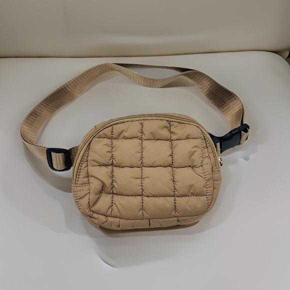 Women’s Tan Puffer Crossbody Quilted Bag - Picture 1 of 7